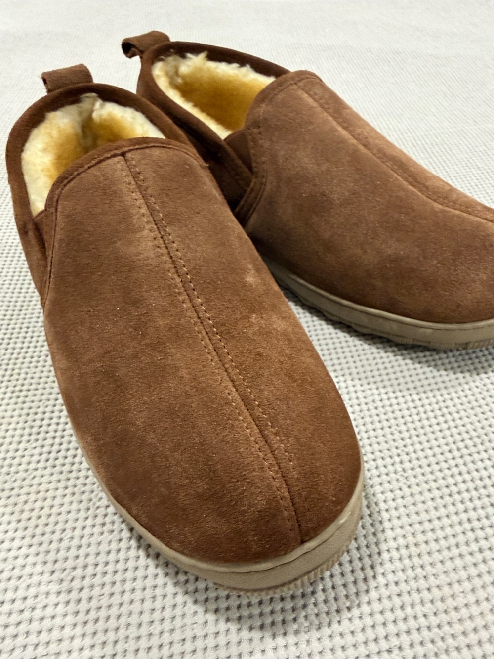 Pedoqu Men's Brown Suede Slip-On Indoor/Outdoor Slippers